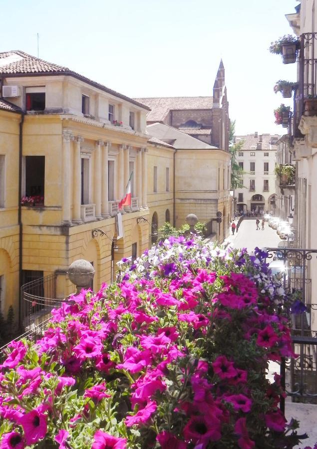 Relais Santa Affittacamere 3*